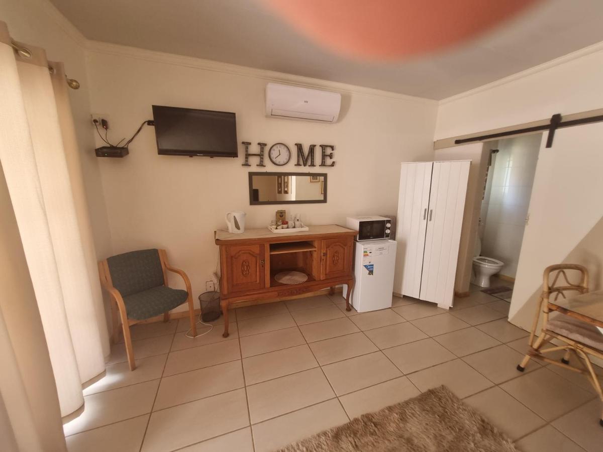 Sondela Bed & Breakfast Aliwal North Exterior photo